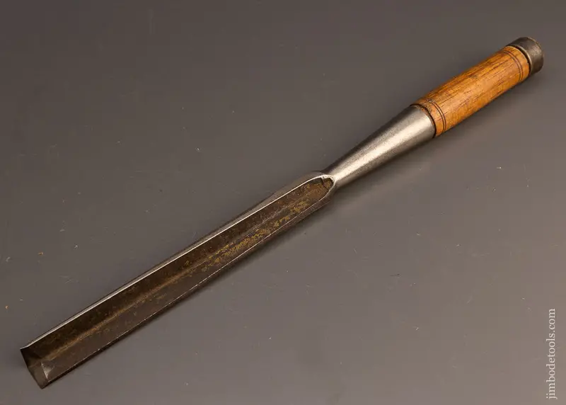 3/4 Inch Corner Chisel - 113084 1