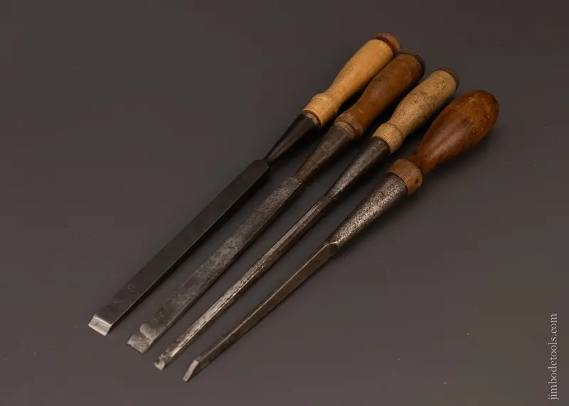 4 Good Chisels - 106851 1