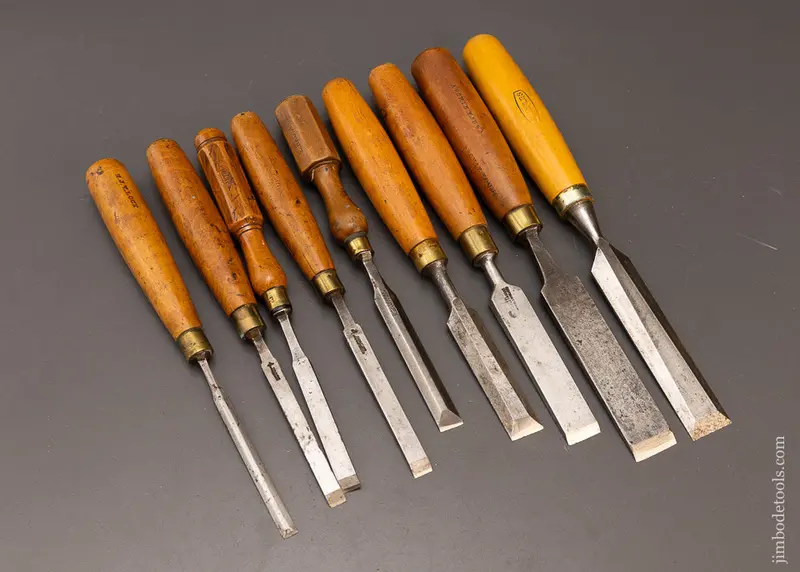 9 Assorted Boxwood Handled Bench Chisels - 117132 1