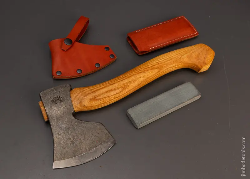 Amazing Mint Kalthoff Carving Axe - 118617 1