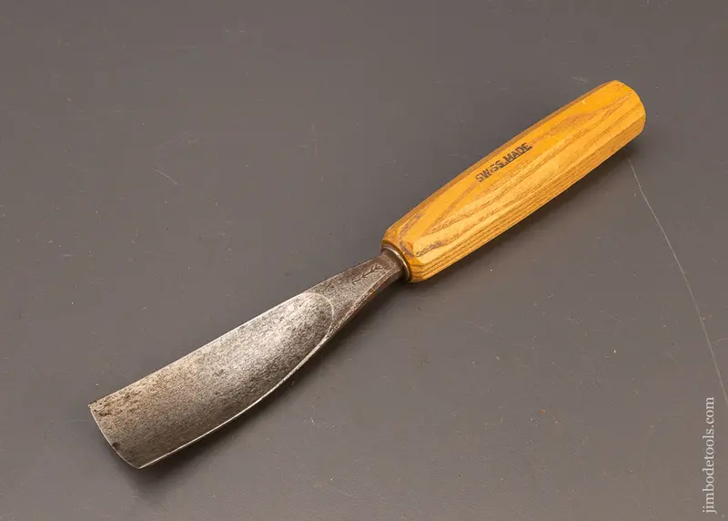 Big, Fat Pfeil Swiss Made Carving Gouge - 117197 1