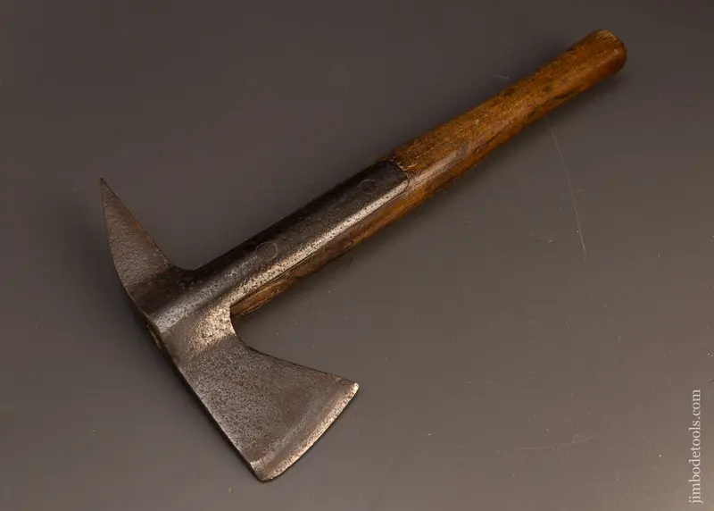 Early Strap Handled Fireman’S Axe - 117632 1