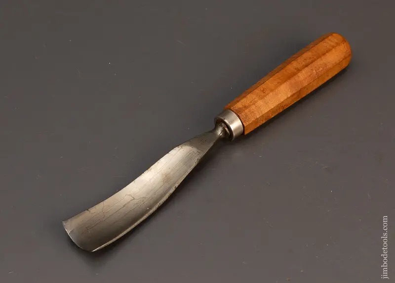Fat 1 3/8 Inch Carving Gouge - 118689 1