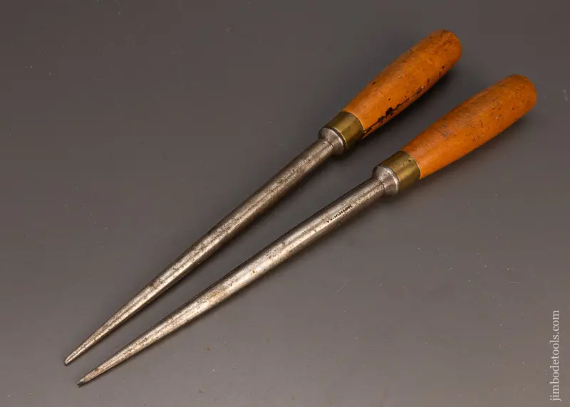 Fat Pair Of Boxwood Handled Draw Bore Pins By Marples - 114014 1