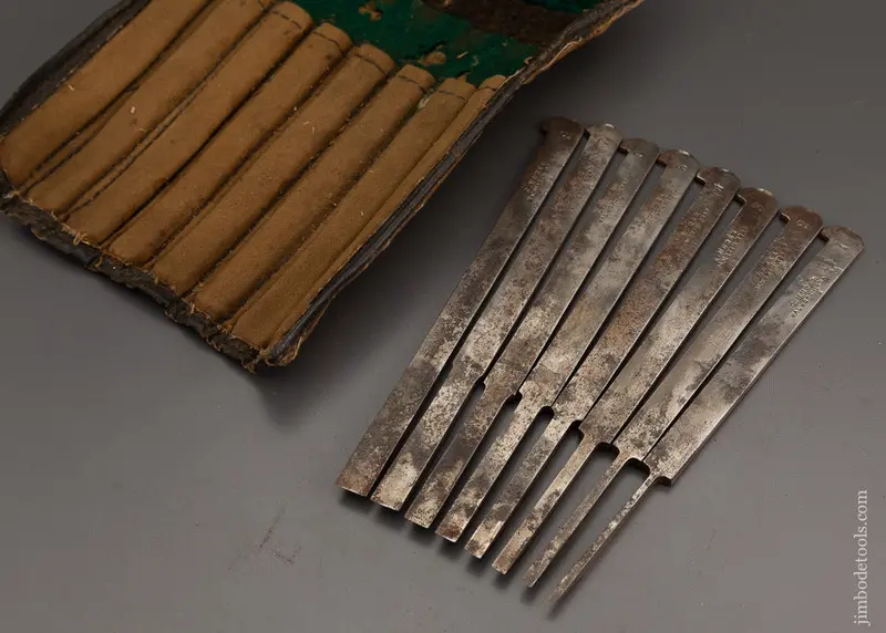 Fine Graduated Set Of 8 Plow Plane Irons By C. Nurse - 101925 1