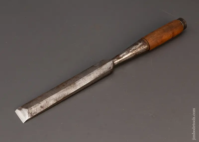 Fine James Swan Bevel Back Heavy Framing Chisel 1 1/4 X 16 1/4 Inch - 118691 1