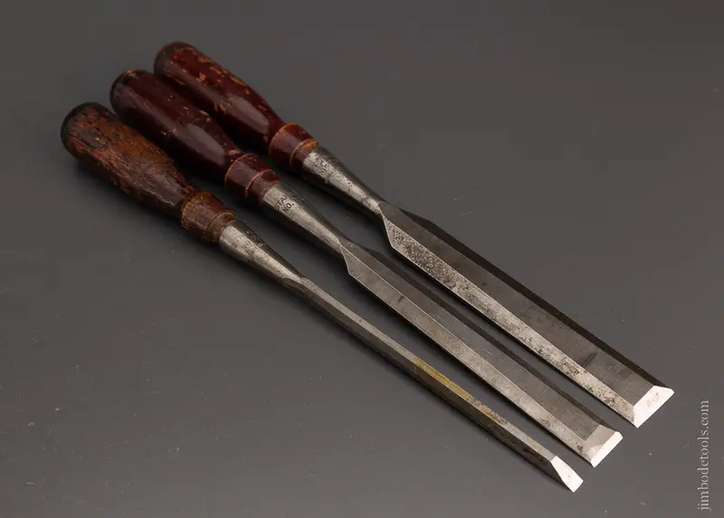 Fine Set Of 3 Stanley No. 720 Chisels -  106828 1