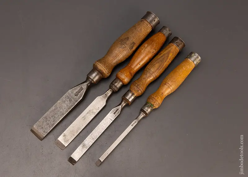Good Working Set Of 4 Mortise Chisels - 114398 1