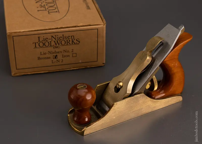 Long-Ago Discontinued Lie Nielsen Bronze No. 2 Smooth Plane Near Mint In Box - 106400 - As Of Jan 16 1