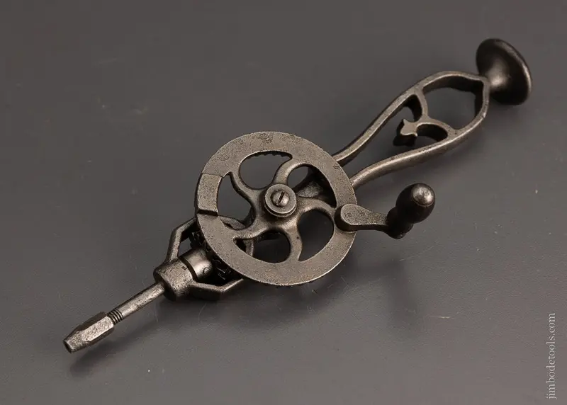 Millers Falls No. 4 Mini Hand Drill - 105253 1