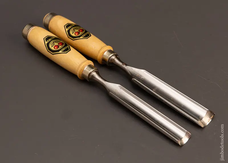 Mint Pair Of 2 Cherries Gouges - 118167 1