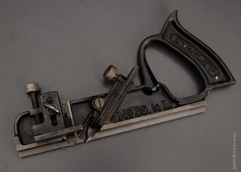 Stanley No. 39 1/4 Inch Dado Plane - 105219 1