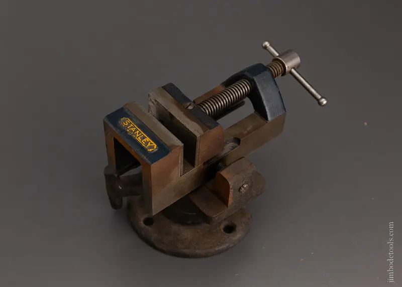 Yankee No. 1993 Quick Release Swivel Base For Machinist’S Vise For 2 1/4 Inch Vise With Stanley Vise Fine - 106249 1