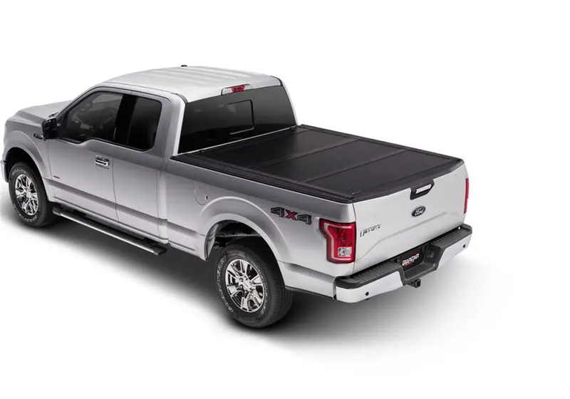 Undercover Flex Tonneau Cover For 2021–2023 Ford F-150 Crew Cab With 5.7-Foot Bed 1